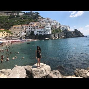 Meet your Posher, Alyene